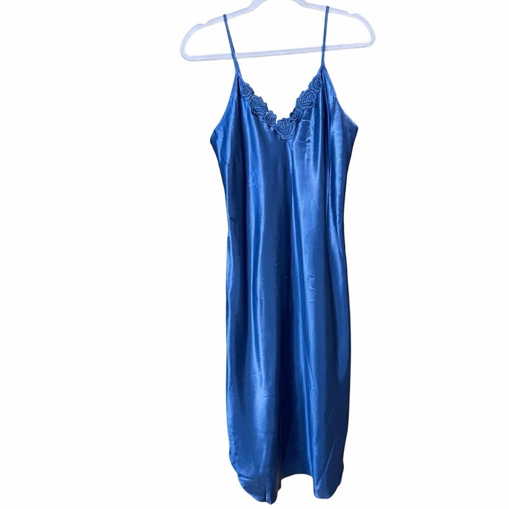 Vintage Dentelle royal blue satin long slip night gown rosette lace medium